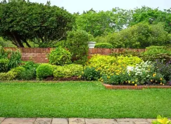 landscaping services Halesite